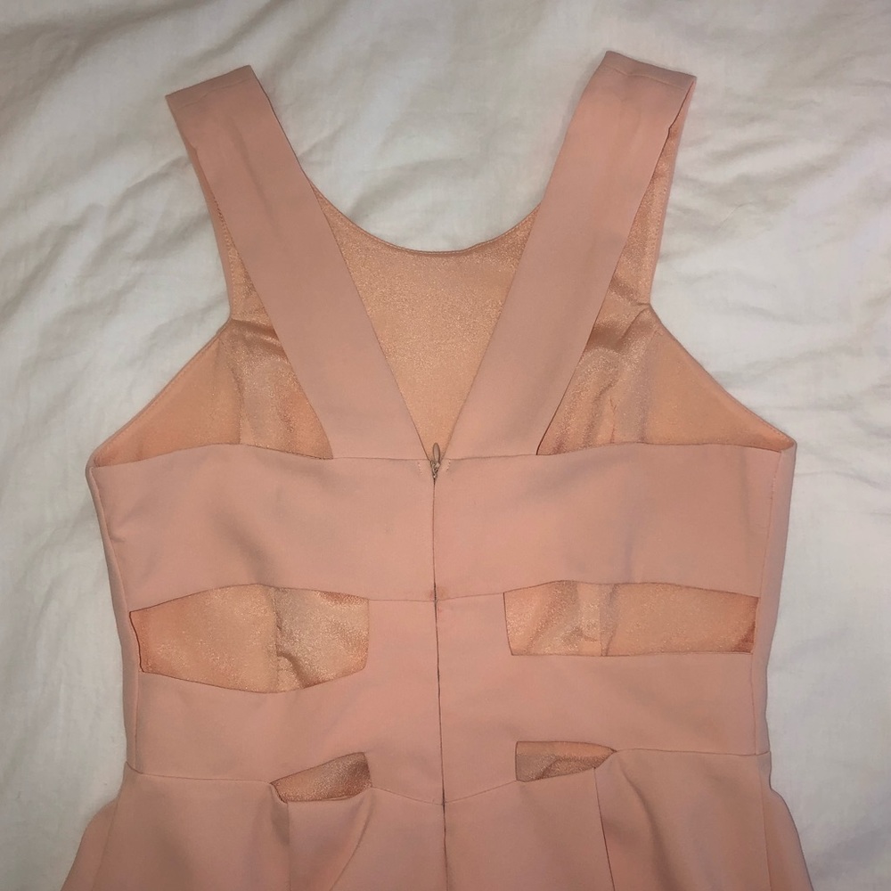 Dress - Picture 4 of 4